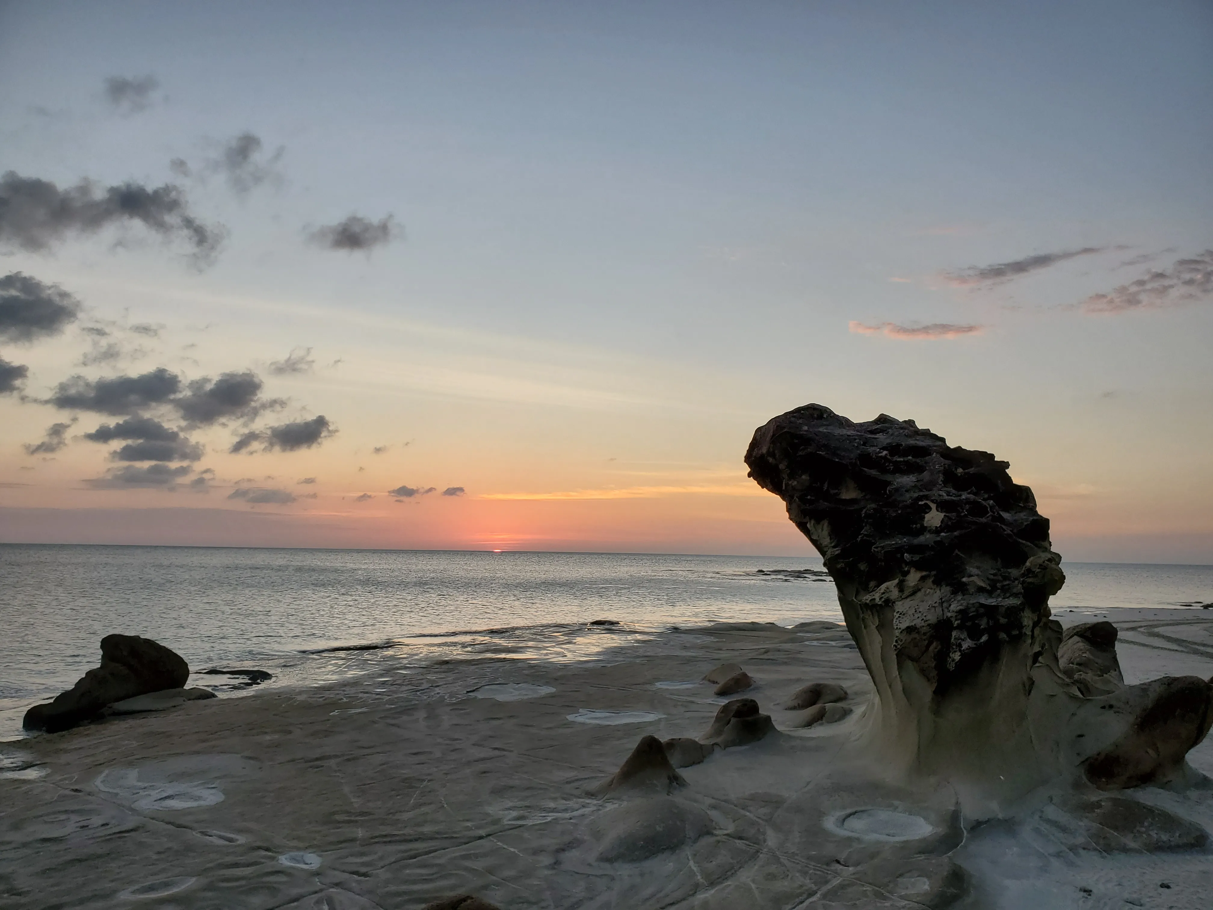 Eagle Bay Retreat Must-See Photo Batu Layang Layang